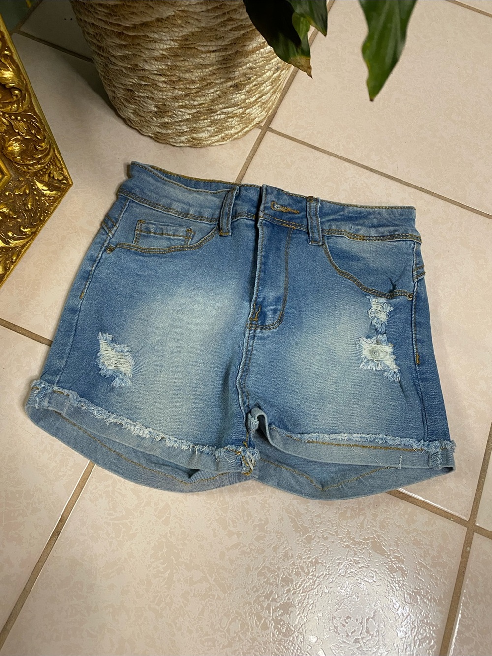 NWOT Fashion Nova Light Blue Distressed Denim Shorts